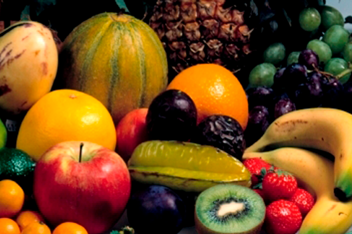 Projeto Suco Natural na Caixinha promove suco 100% frutas