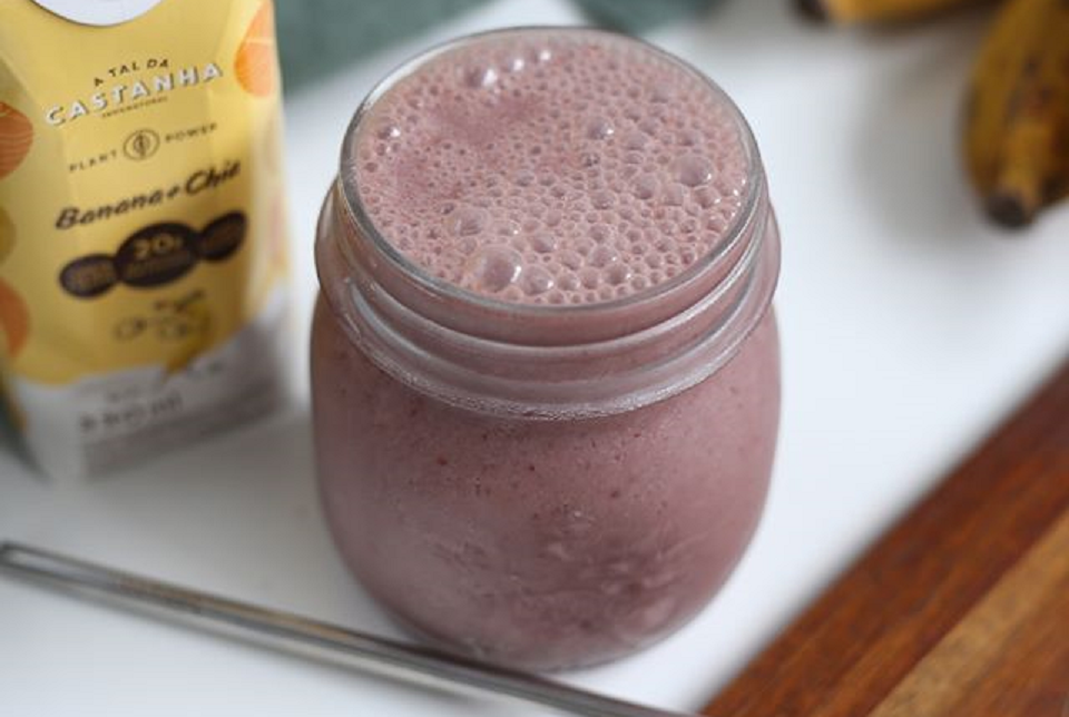 Smoothie proteico de frutas vermelhas